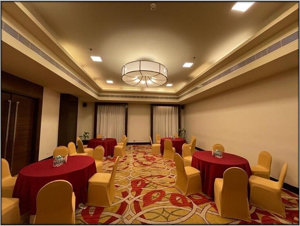Vivanta Vijayawada, Mg Road Eksteriør billede